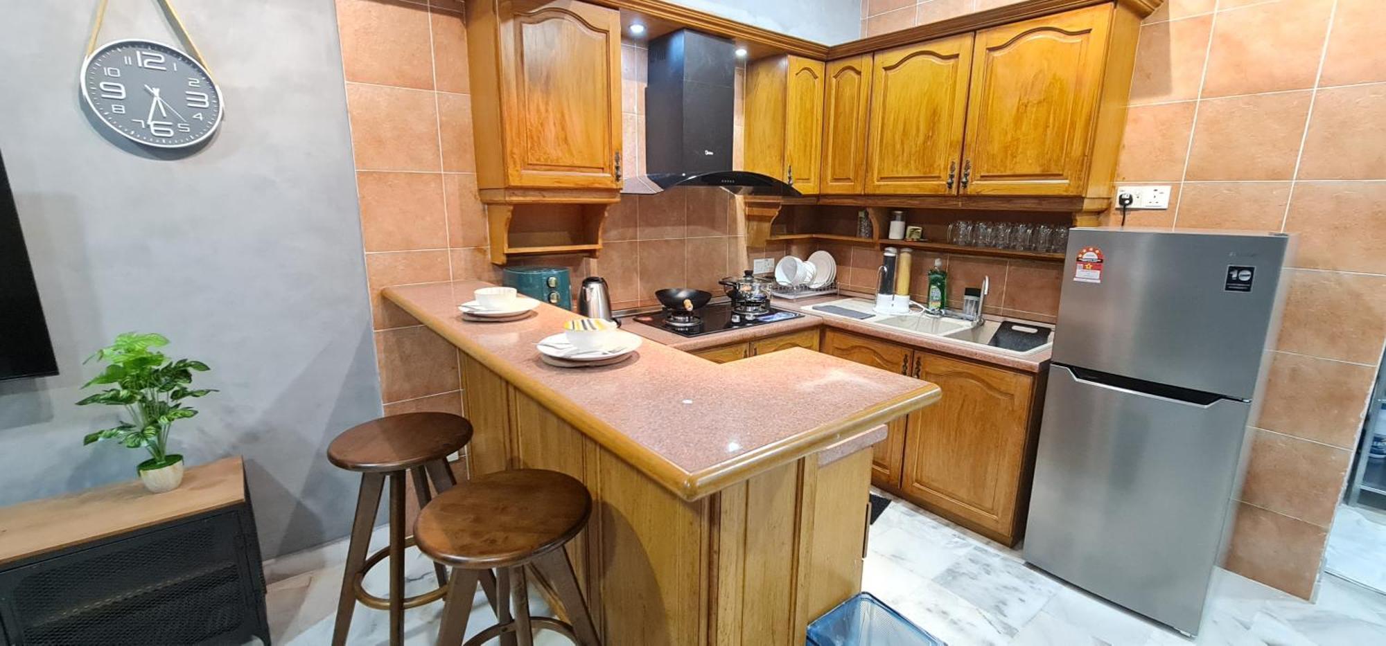 Gfloor 1Room Or 2Room Doorstep To Beach, Pool, Free Bbq Set, Wifi, 50" Smart Tv Port Dickson Ngoại thất bức ảnh