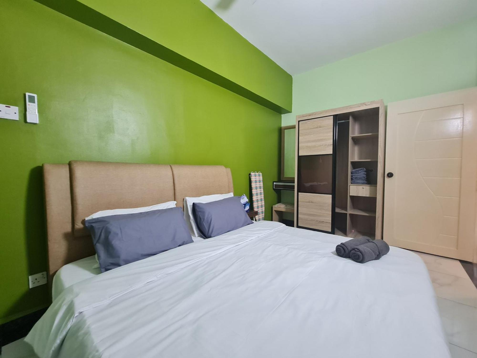 Gfloor 1Room Or 2Room Doorstep To Beach, Pool, Free Bbq Set, Wifi, 50" Smart Tv Port Dickson Ngoại thất bức ảnh